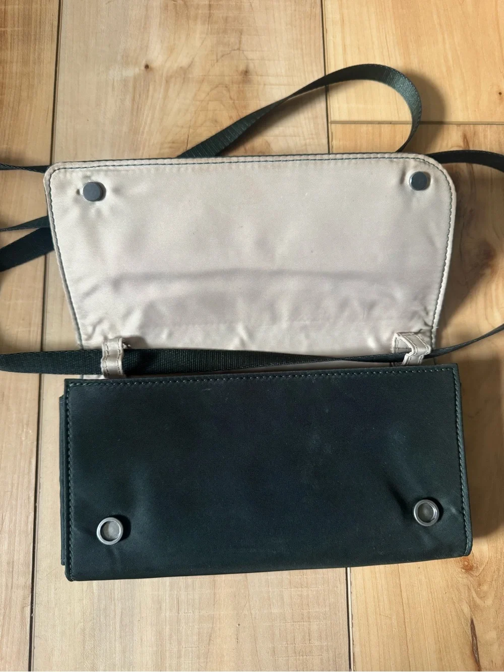 Lululemon Dark Green Crossbody Wallet Bag Purse